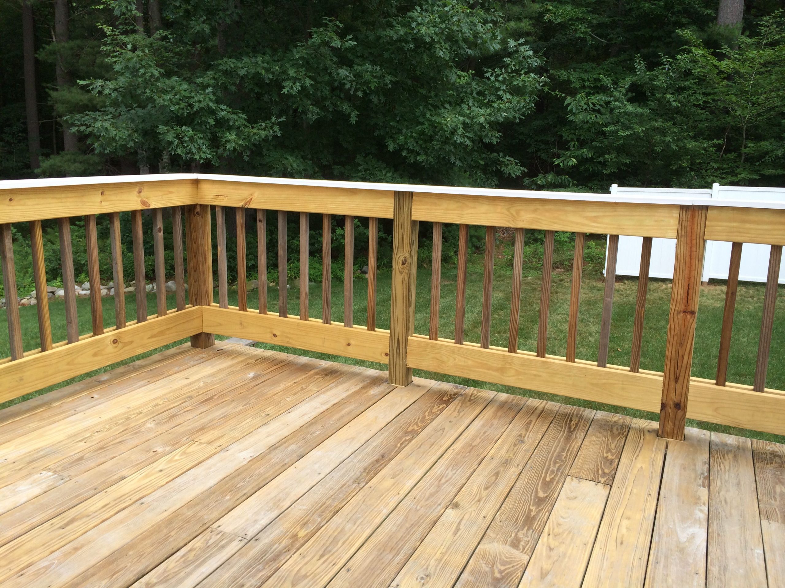 The Hidden Truths About Installing Adjustable Deck Railings on Slopes ...