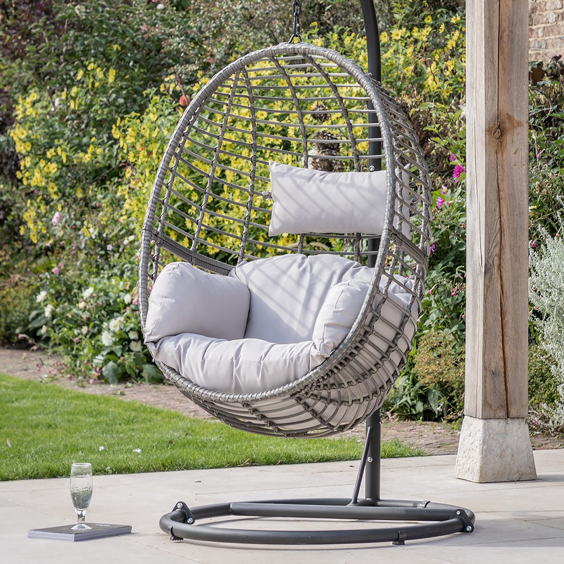 Hanging Egg Chair Outdoor Tree At Constance Woodford Blog inside Leisuremod Modern 2 Person Wicker Double Hanging Egg Swing Chair, Beige