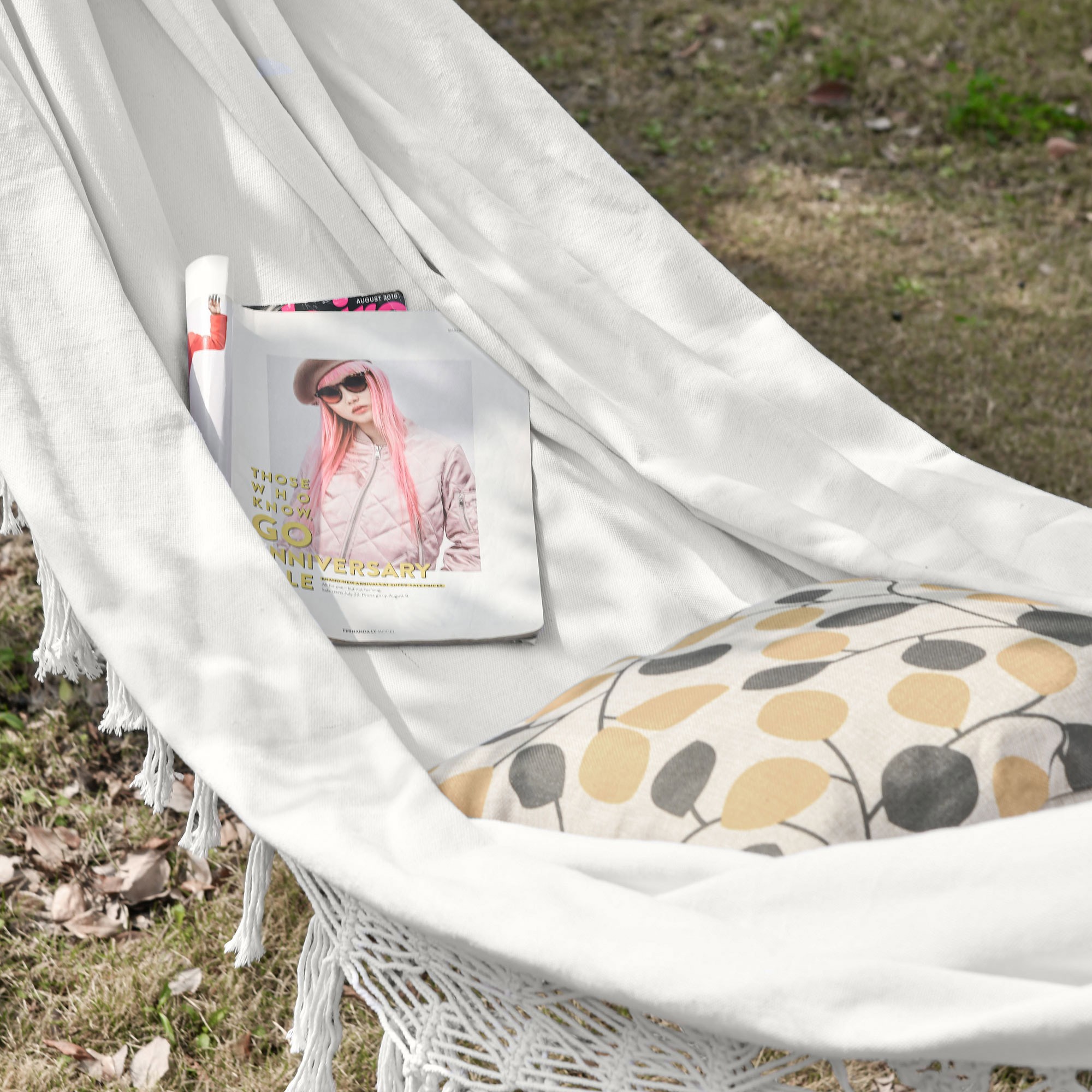 New To Hammocks? Here's How To Clean And Care For Yours - Aosom for How to care for your 59x78 striped hammock properly