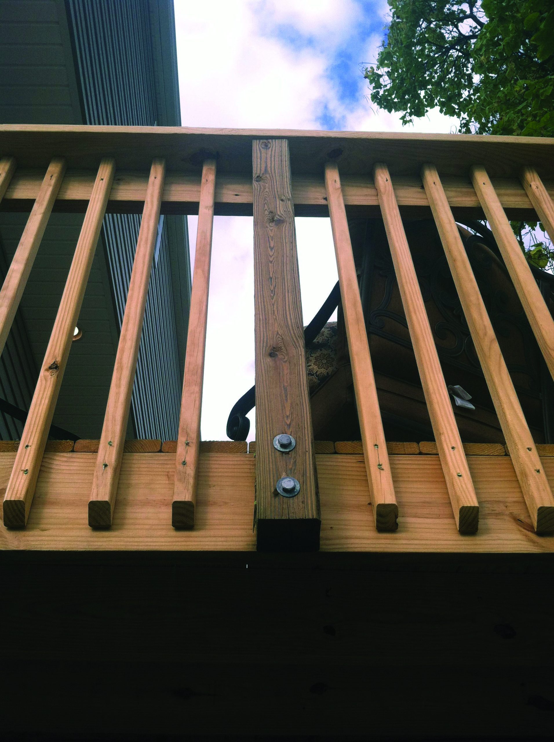 The Hidden Truths About Installing Adjustable Deck Railings on Slopes ...