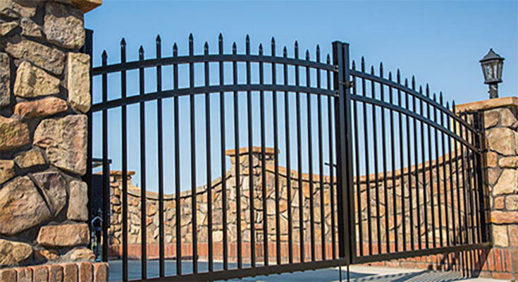 The Benefits Of A Metal Fence Gate | Lamapacos.com within Vidaxl Fence Gate Metal Fence Post Patio Garden Gate Steel 120.5"X59.1" Green